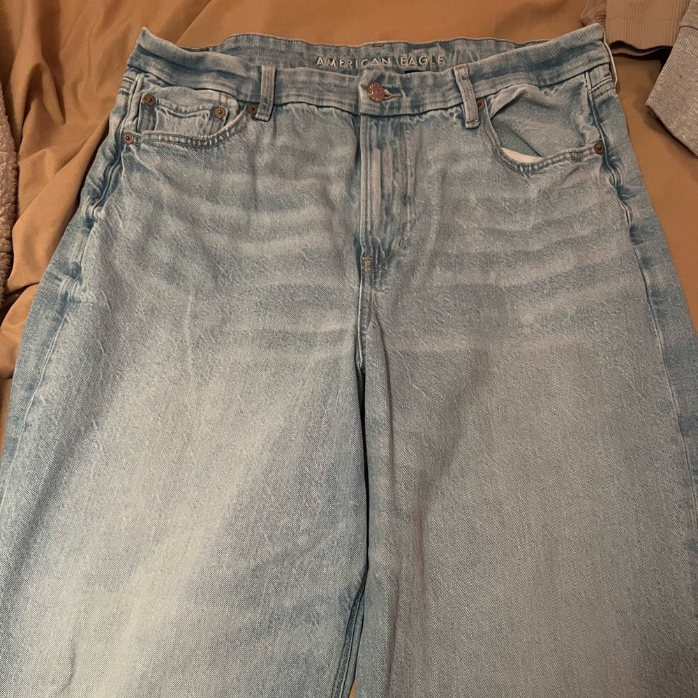 American Eagle Outfitters Strigid Light Blue Jeans